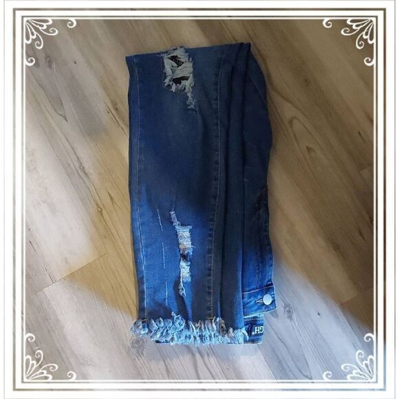 Trendy Skull Design Distressed Straight Leg Fringed Denim Jeans Sz XL - Picture 4 of 4